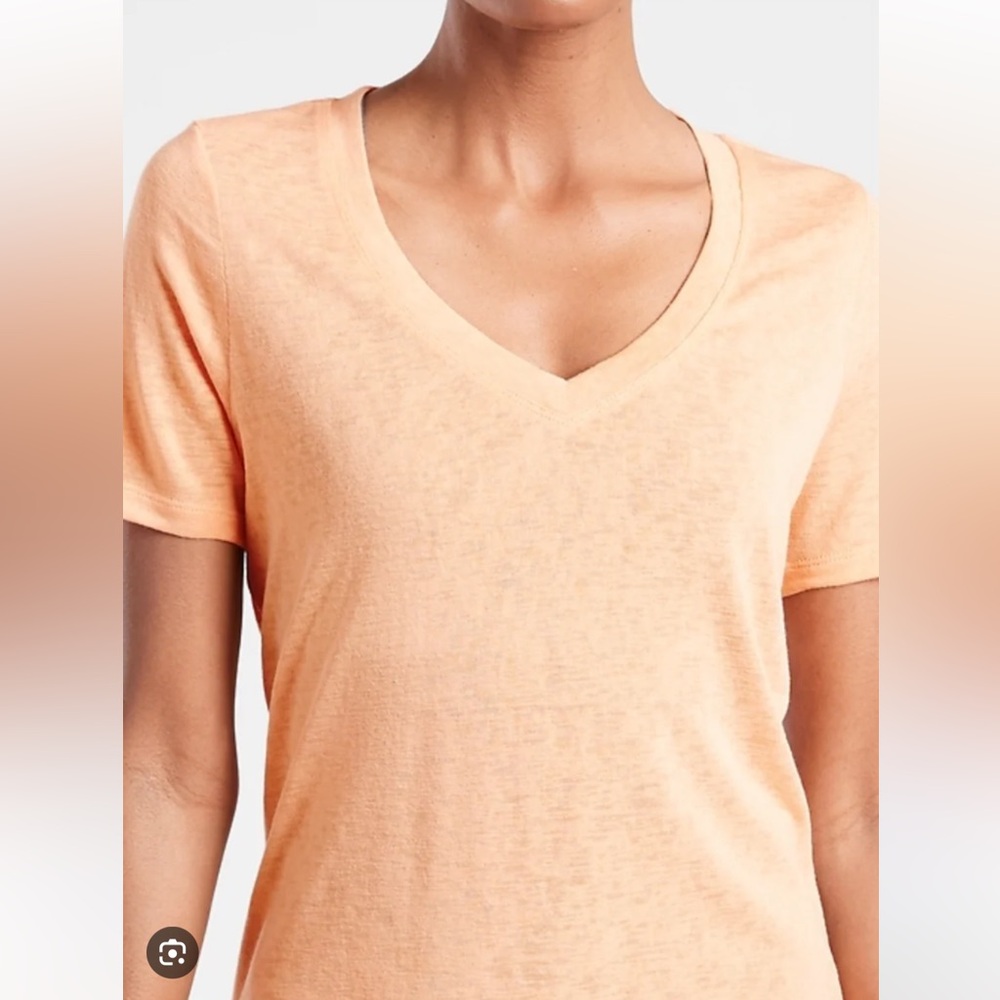 NWT Athleta Breezy Scoop V Tee peach XXS